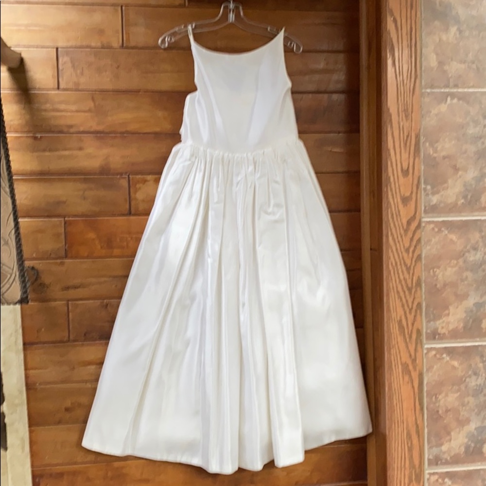 White flowergirl dress